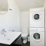 8 Person In Tatil Evi