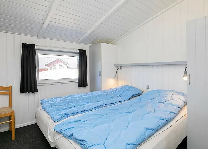 8 Person In * Vejers Strand